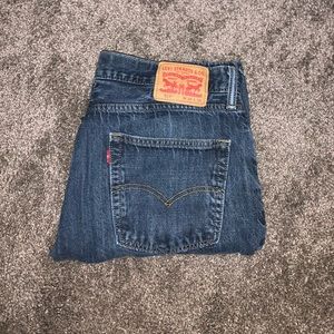 Men’s Levi’s jeans